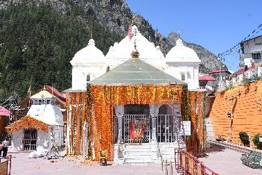 नगर पंचायत गंगोत्री में चार धाम यात्रा के लिए हुई टेंडरों से व्यापार मंडल गंगोत्री नाराज सरकार से कड़े नियम बनाने की मांग
