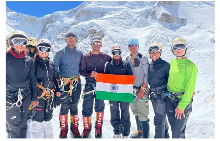 राजकीय कीर्ति इंटर कॉलेज उत्तरकाशी के 16 वर्ष के छात्र कैडेट सचिन कुमार ने किया मॉउंट एवरेस्ट फतह