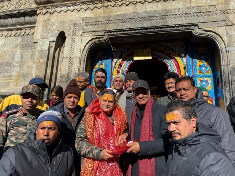 केदारनाथ धाम दर्शन‌ को पहुंचे थलसेना अध्यक्ष जनरल उपेंद्र द्विवेदी