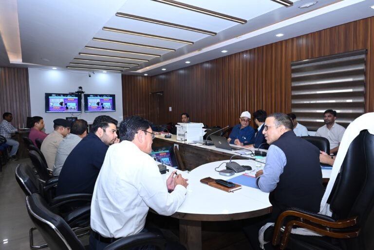 मतदान कार्मिकों की नियुक्ति के लिए पहले चरण का रेंडमाइजेशन सम्पन्न किया गया।