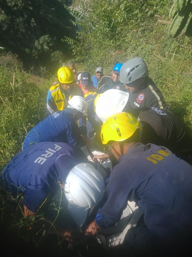 ब्रेकिंग न्यूज़ उत्तरकाशी  नौगांव स्टोन क्रेशर जटा नामें तोक के पास वाहन दुर्घटनाग्रस्त एक व्यक्ति के मौके पर मौत