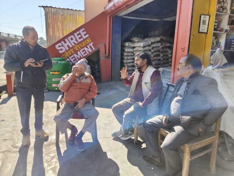 चिन्यालीसौड़ नगर पालिका ने कुछ विभागों की लापरवाही के कारण जनता को हो रही परेशानी के कारण  करनी पड़ी चलानी