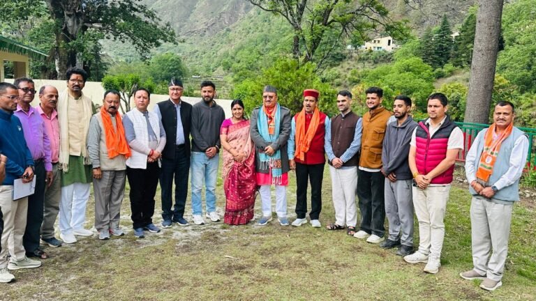 भटवाड़ी में भाजपा मंडल की मासिक बैठक सम्पन्न, बूथ सशक्तिकरण, जनसंपर्क अभियान और सरकारी योजनाओं के प्रचार-प्रसार पर हुई चर्चा