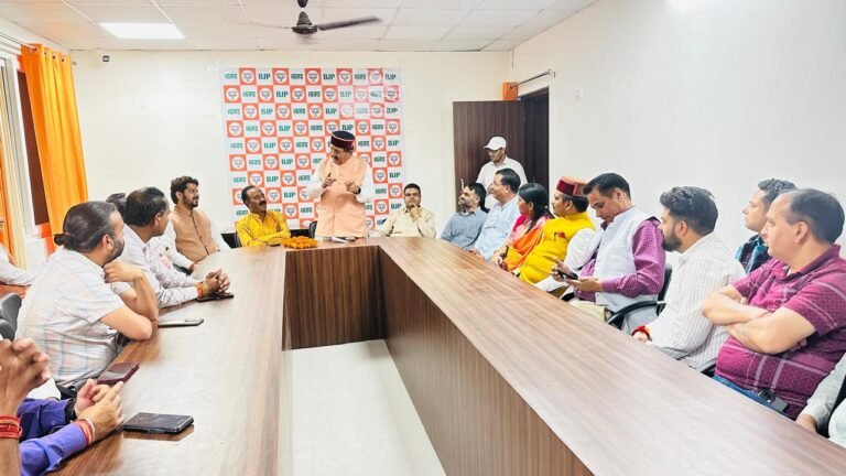 ज्ञानसू भाजपा कार्यालय में कैबिनेट मंत्री भरत सिंह चौधरी का भव्य स्वागत संगठनात्मक विषयों और क्षेत्रीय विकास योजनाओं पर हुई विस्तृत चर्चा